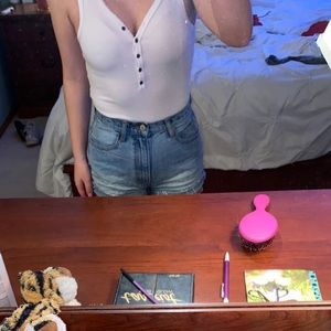 ABERCROMBIE & FITCH BODYSUIT!! NEVER WORN